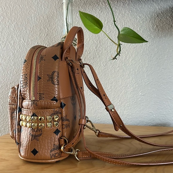 MCM mini Backpack - Picture 6 of 11